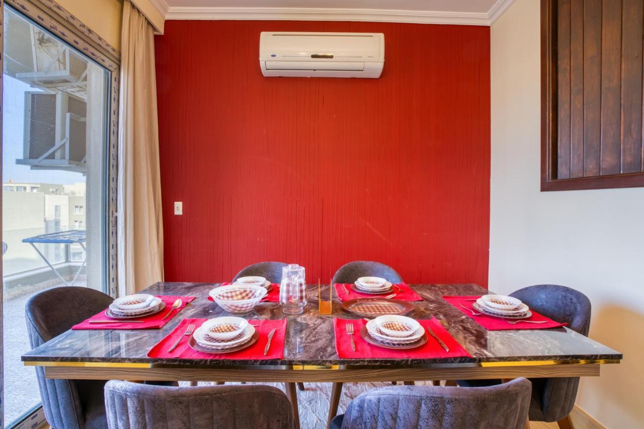 The Near Auc By Elegant Apartment
