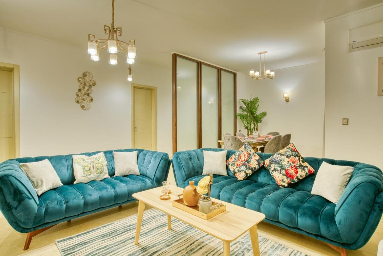 The Near Auc By Elegant Apartment Kairo